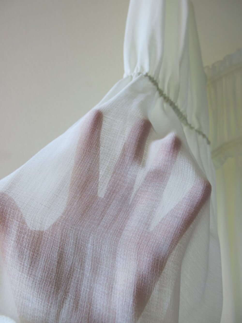 Kimchi Blue Amelia Bohemian Romantic Ruffle Sheer Babydoll Off White Top Size L - Picture 5 of 15